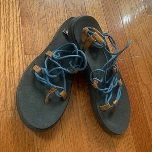 Teva Voya Infinity Sandal